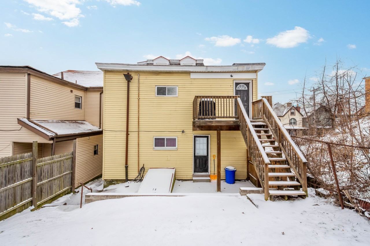 131 Ulysses Street - Photo 3 of 6