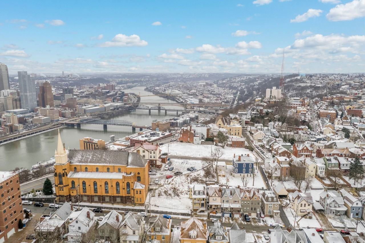 131 Ulysses Street - Photo 6 of 6