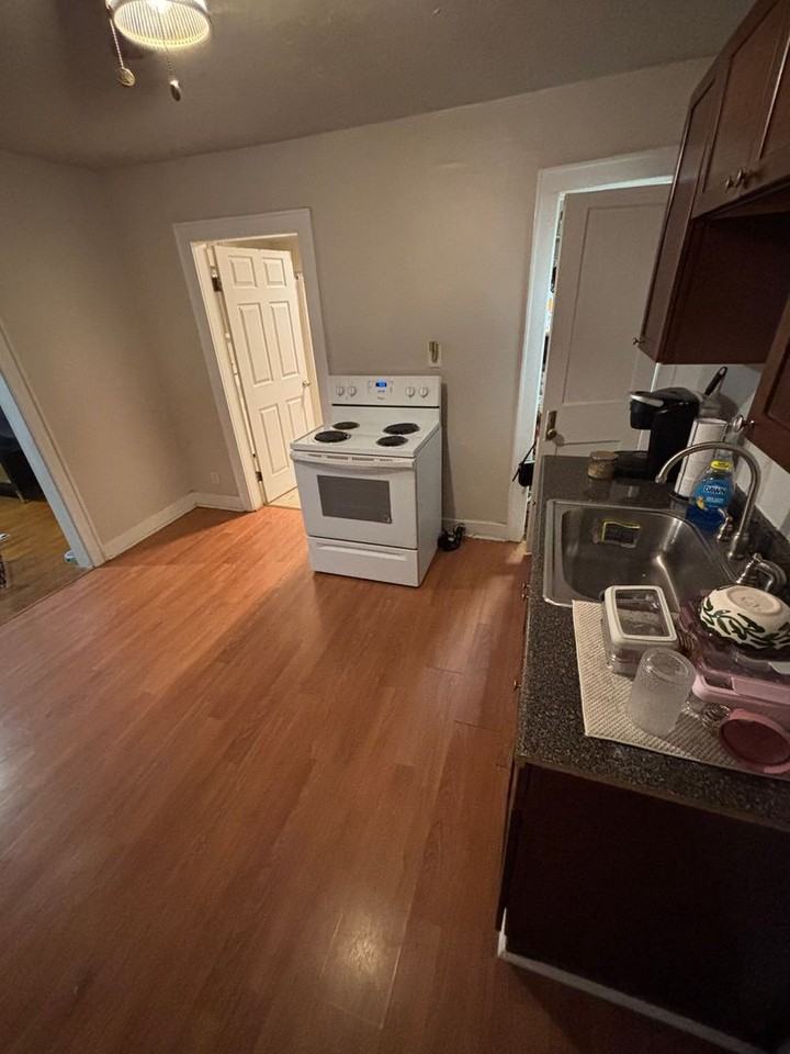 154 Main St - Photo 3 of 5