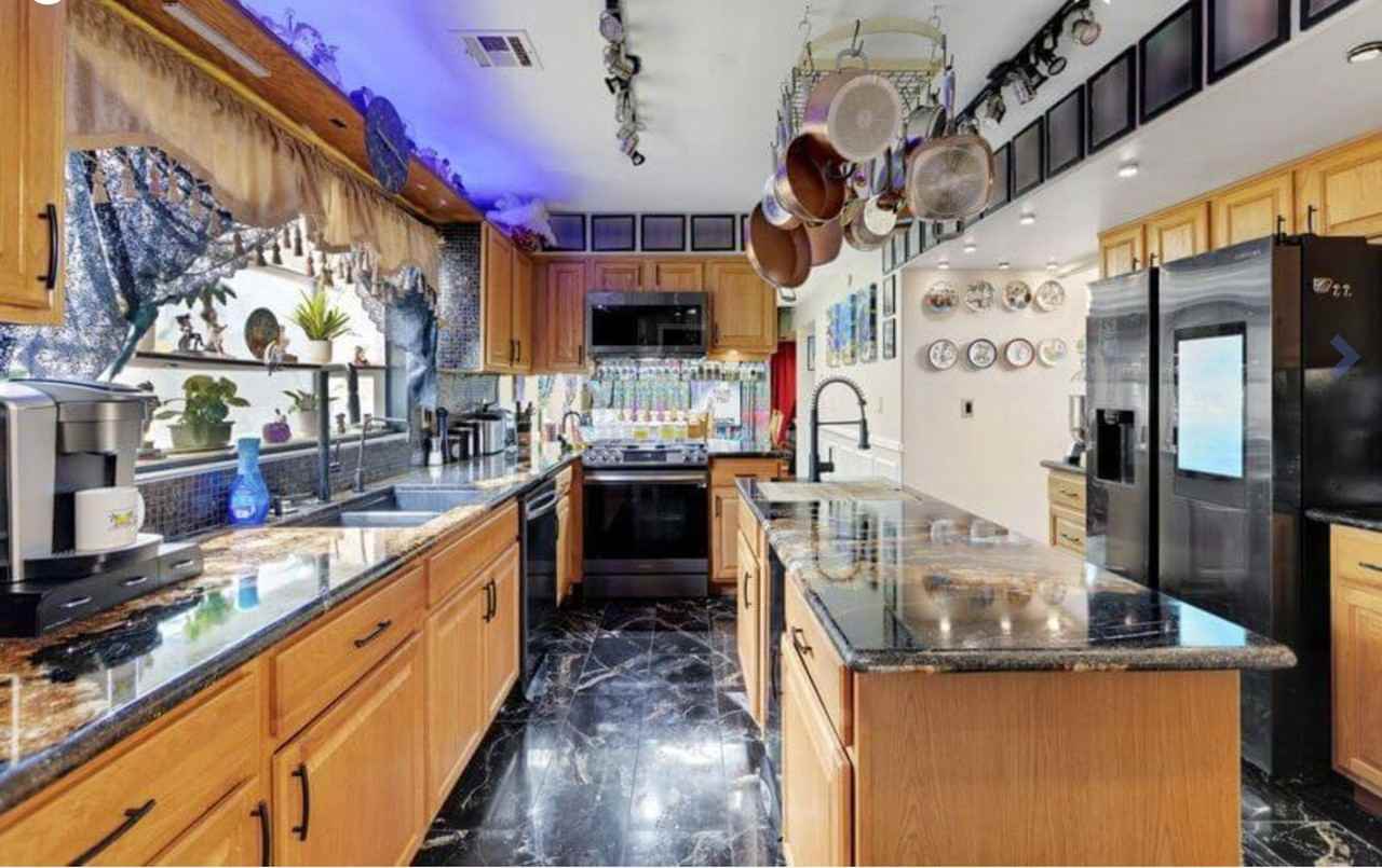 4381 Flagship Ct - Photo 5 of 45