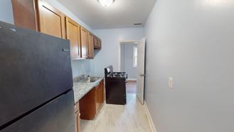 444 Mellon St Se #4 - Photo 1 of 1