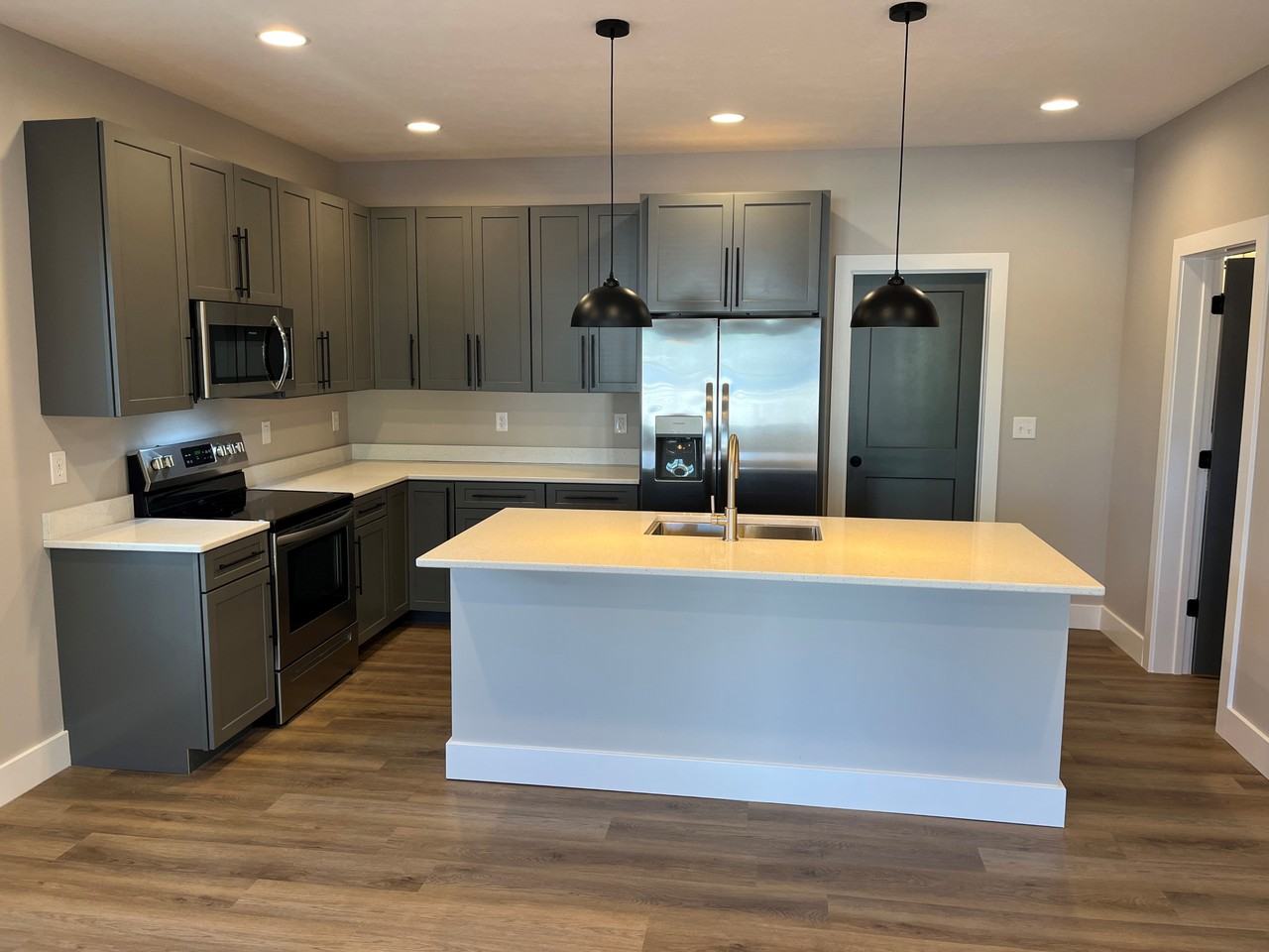 601 E Miller Dr #NA - Photo 4 of 26