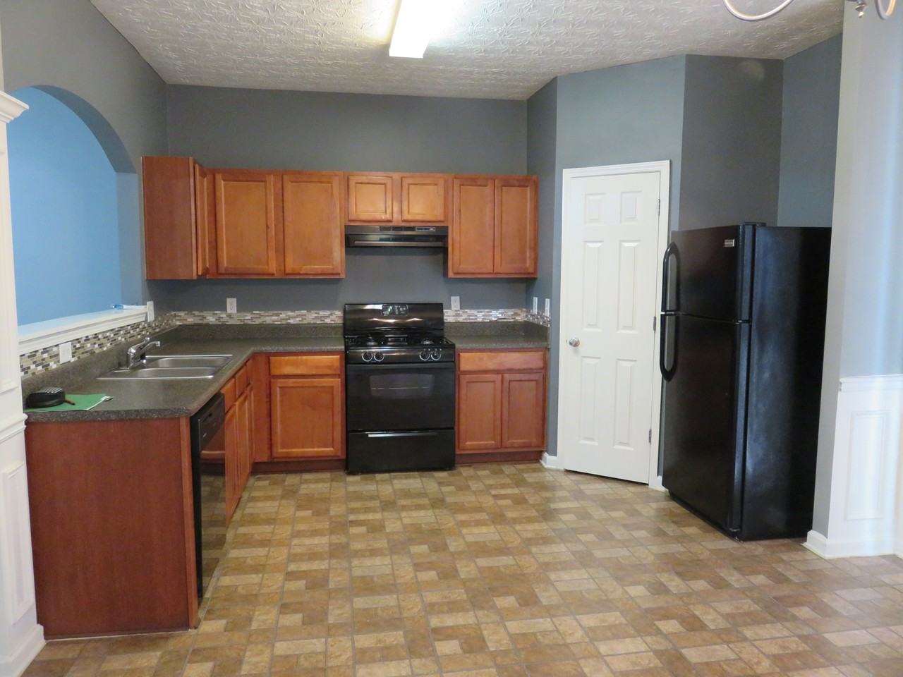 2492 Emma Way #NA - Photo 3 of 19