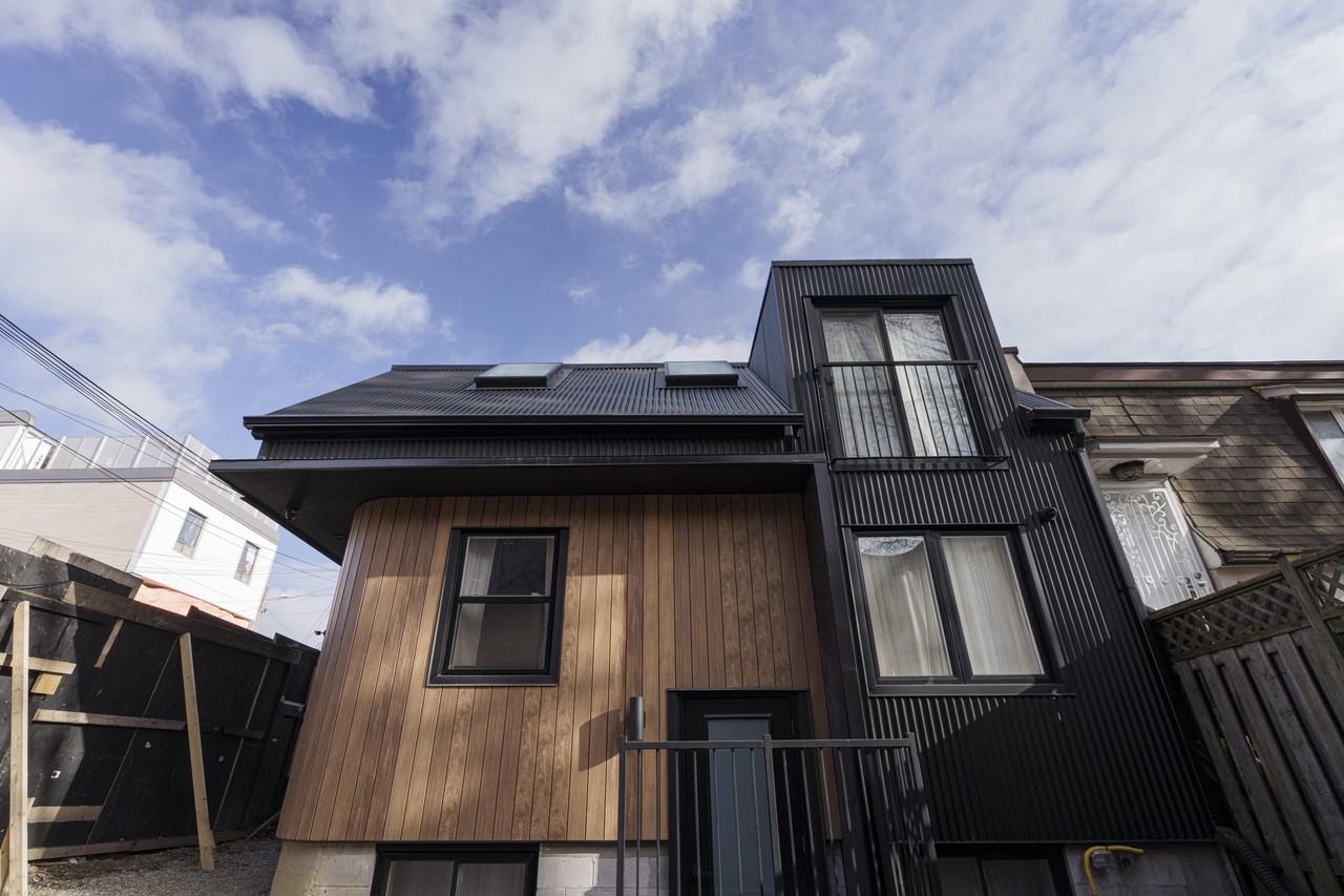 Berkeley St & Carlton St. - Photo 2 of 19