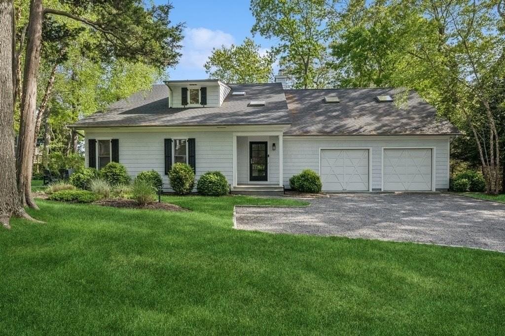 8 S Harbor Dr - Photo 6 of 37