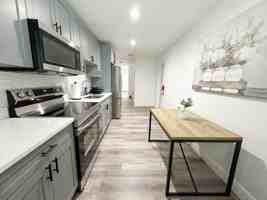 featured image of Phillips St