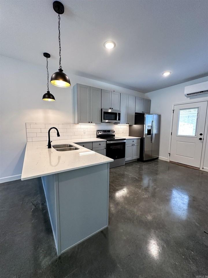 1700 Mary Kay Blvd - Photo 6 of 8