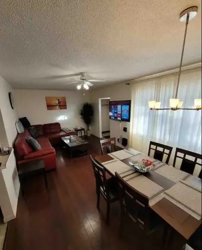 6425 Murray St - Photo 2 of 17