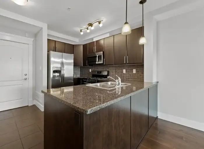 975 Victoria St W #209 - Photo 3 of 10