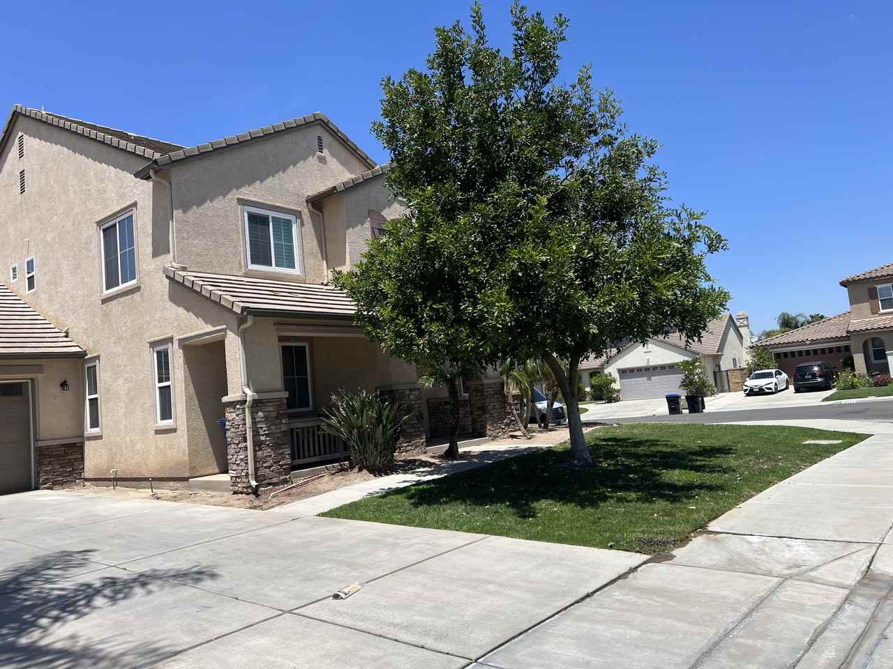 8003 Bluff View Lane - Photo 2 of 5