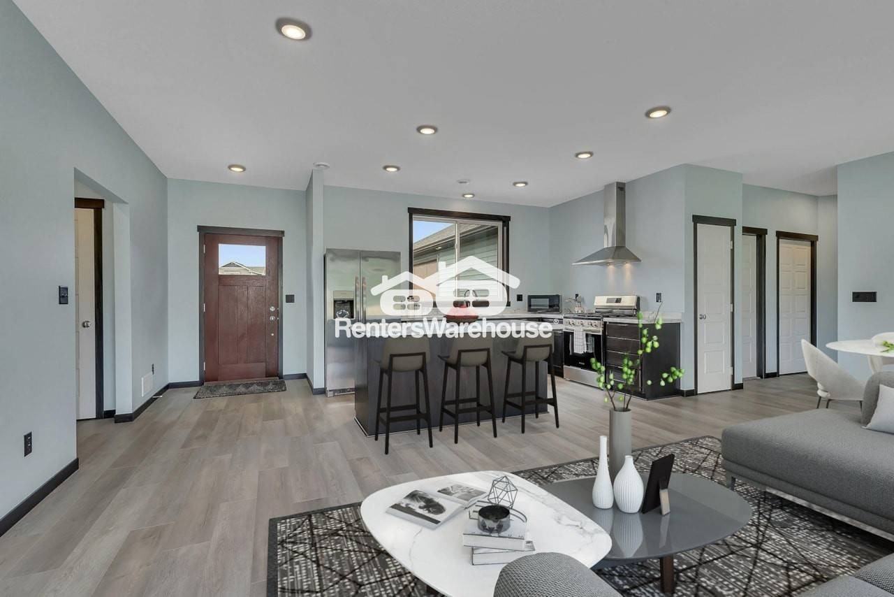 8229 119th Ave - Photo 3 of 12