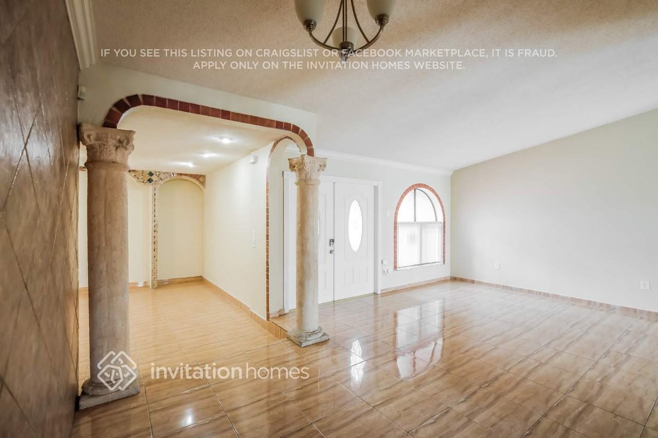 14777 Sw 175th St - Photo 3 of 17
