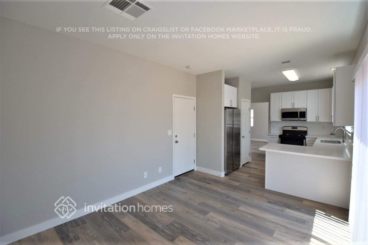 84 Magical Mystery Ln - Photo 4 of 12