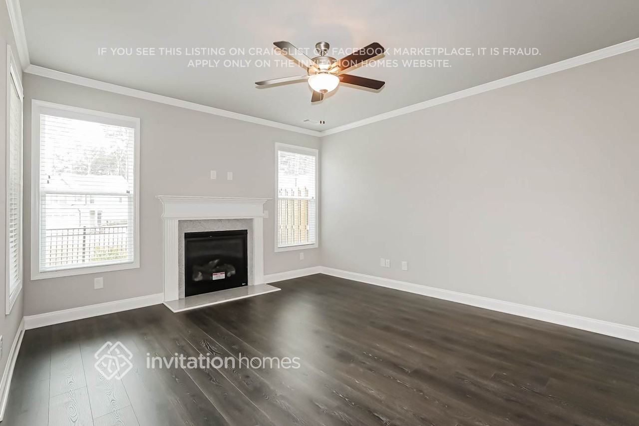 2812 Wild Santana Way - Photo 4 of 18