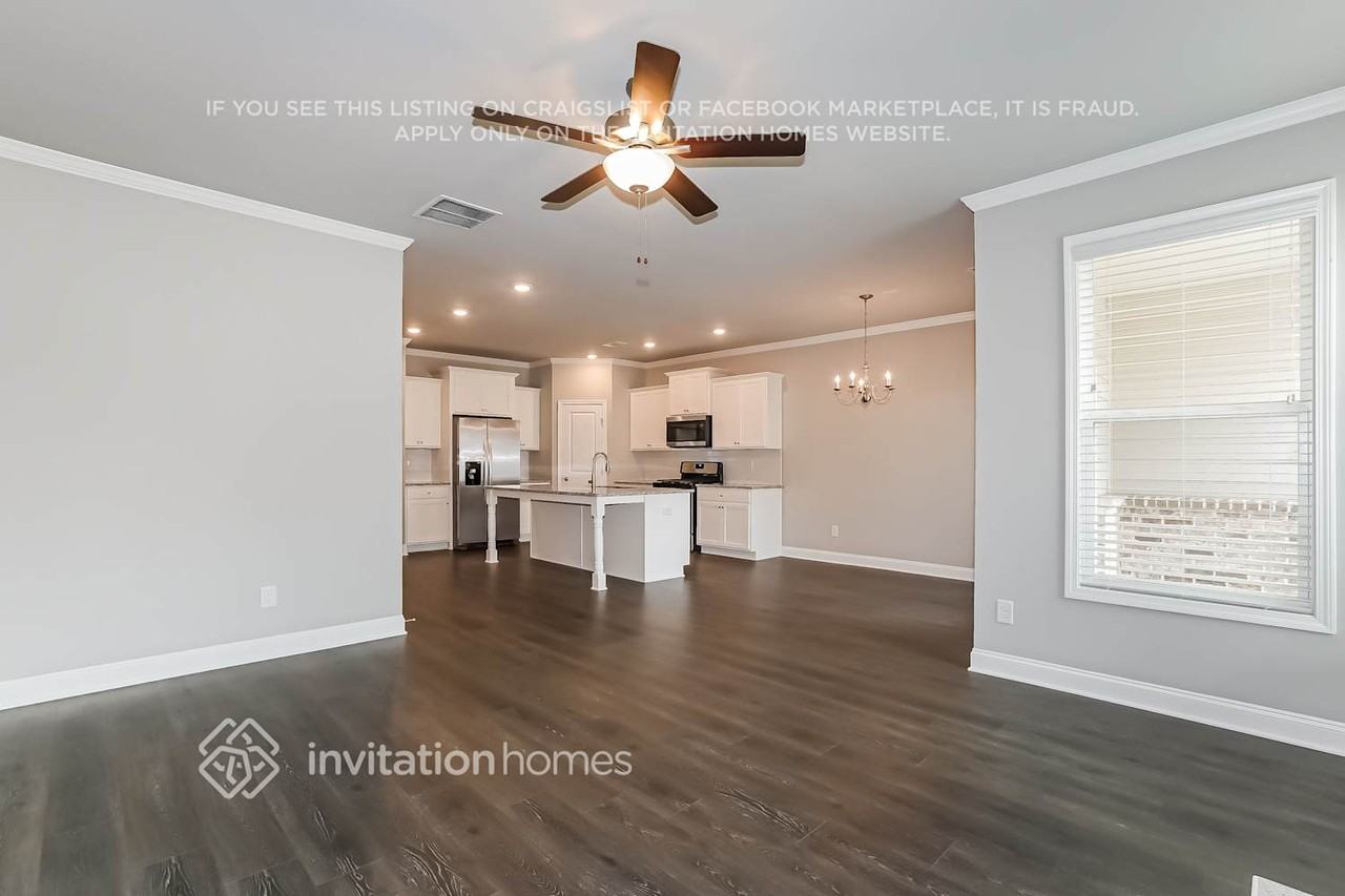2812 Wild Santana Way - Photo 5 of 18