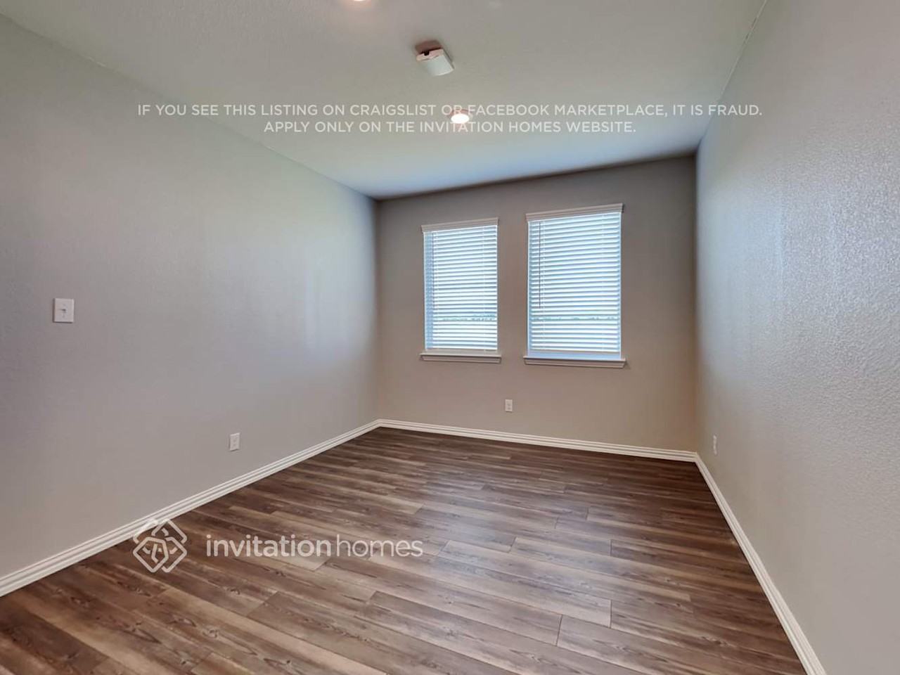 14813 Wishing Well Ct - Photo 4 of 19