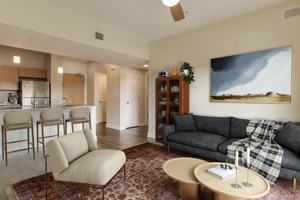 featured image of 321 N De Villiers St