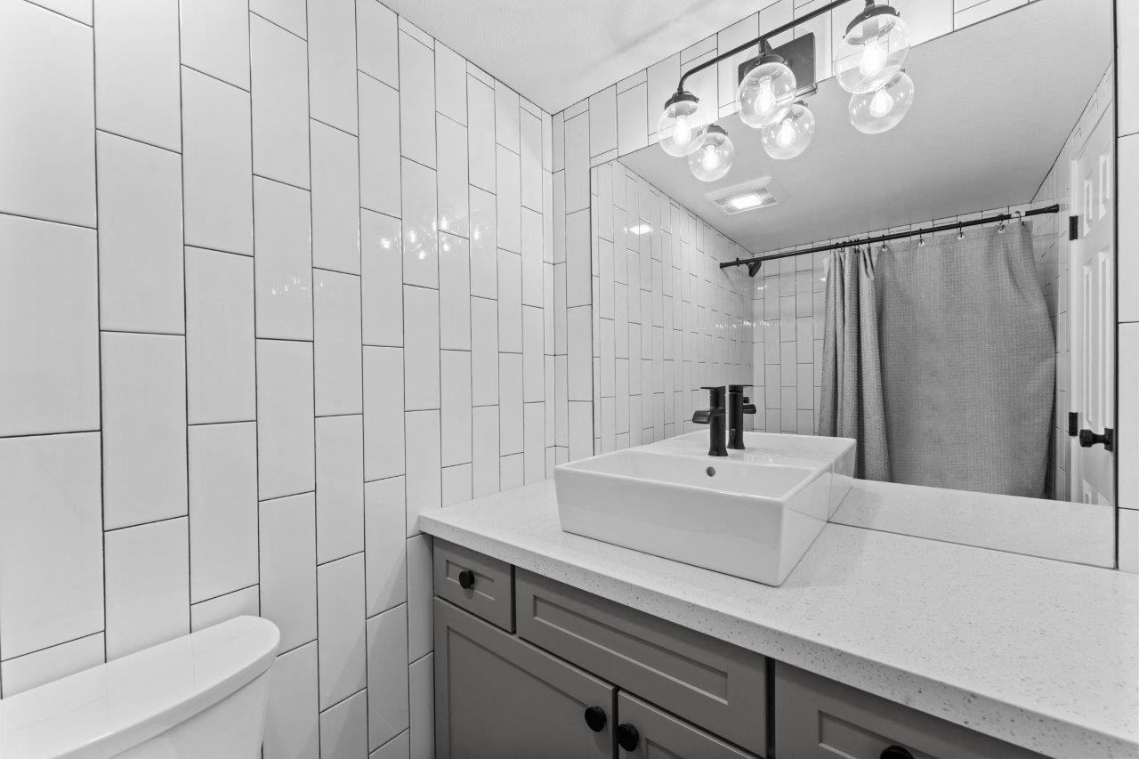 The Rivet - Photo 6 of 10