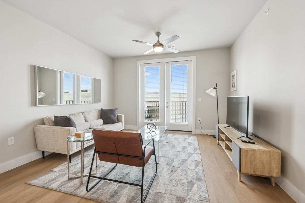 The Sevens - Photo 7 of 25