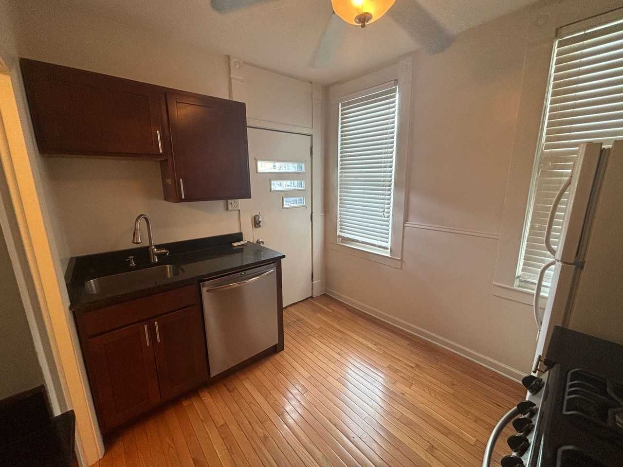 61-65 E. 4th Ave.     Mgt - Photo 5 of 31