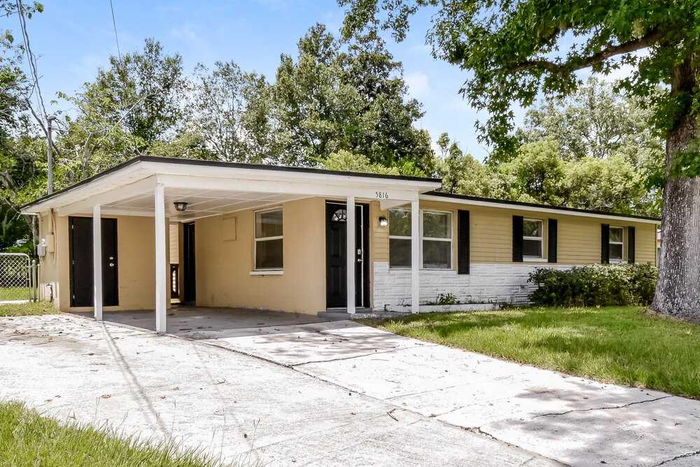 5816 Sonora Dr W - Photo 4 of 16