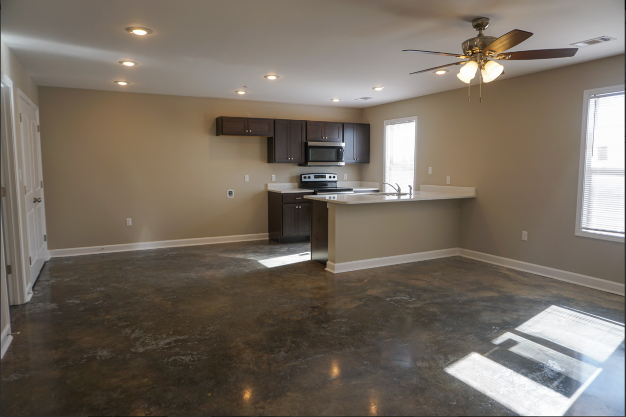 Parkview Apartments - Photo 3 of 15