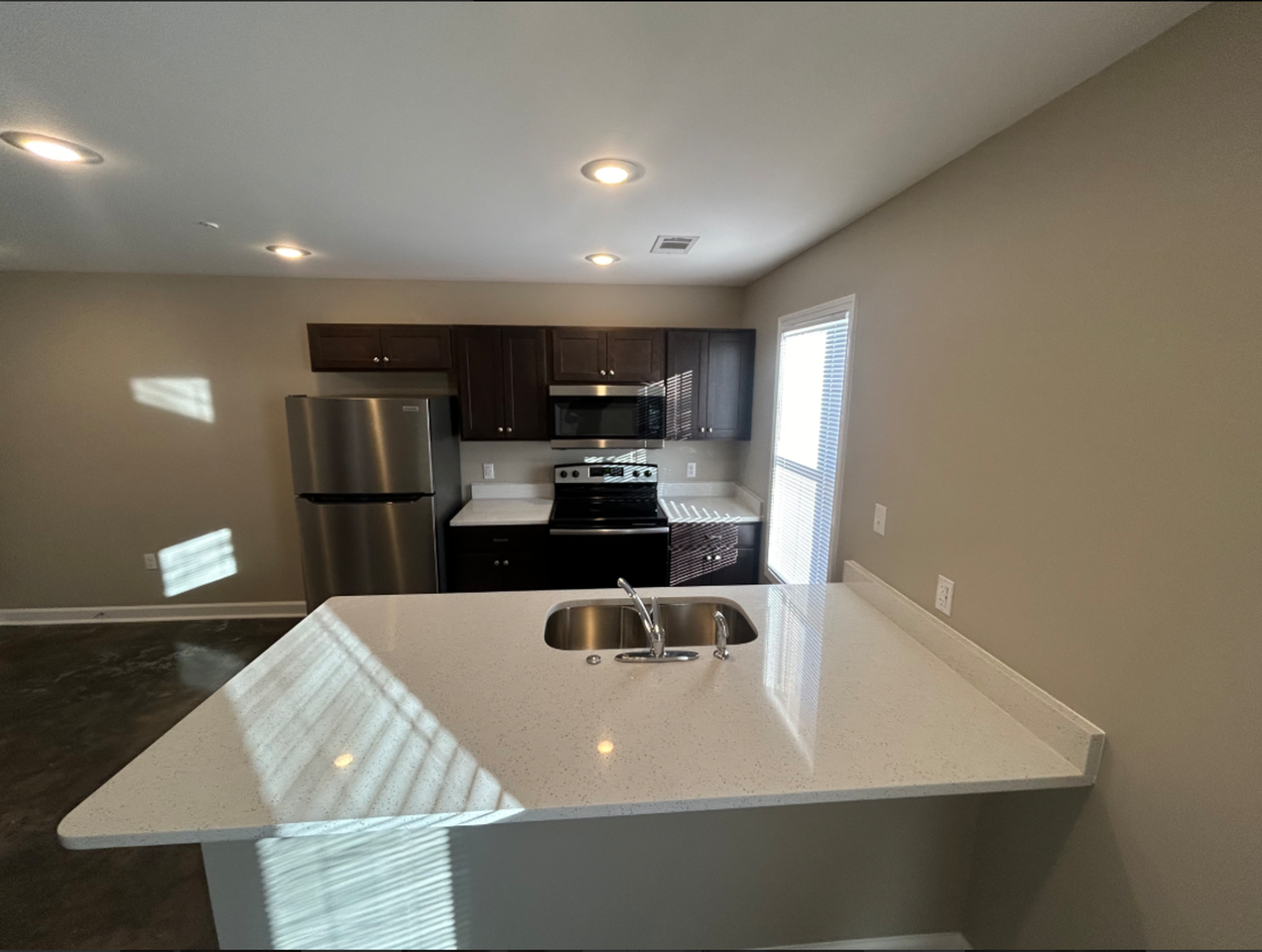 Parkview Apartments - Photo 6 of 15