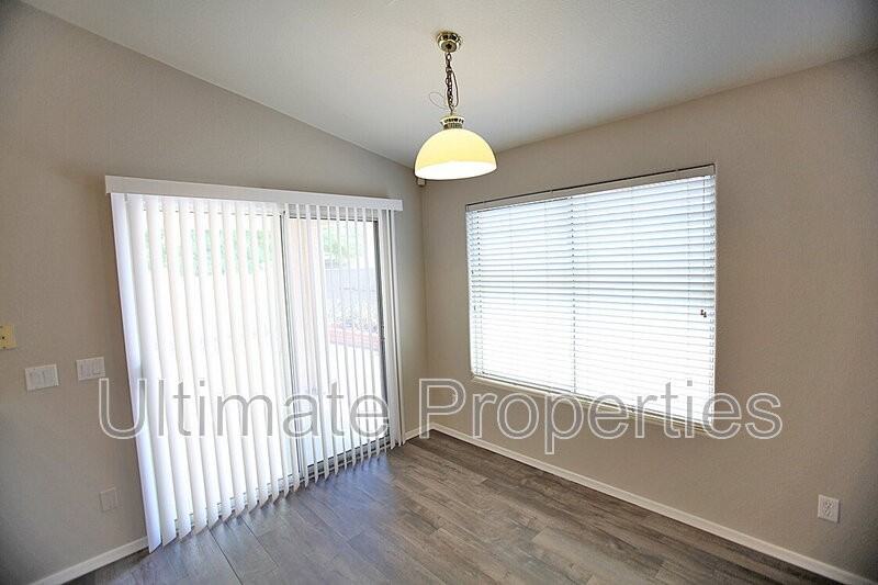 8023 W Melinda Ln - Photo 6 of 21
