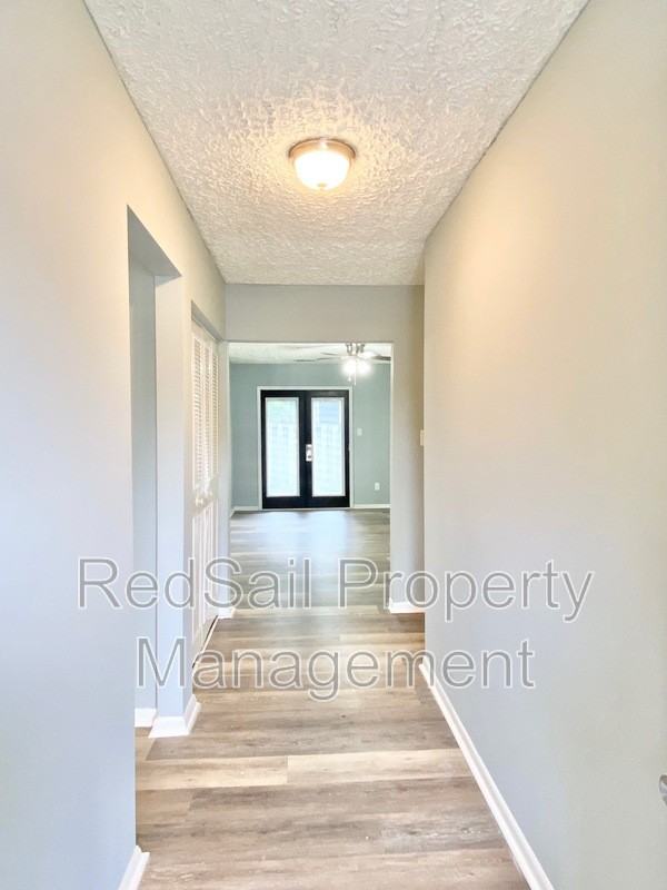 1449 Longdale Dr - Photo 3 of 18
