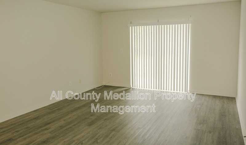 2511 Hightower Ave S - Photo 2 of 15