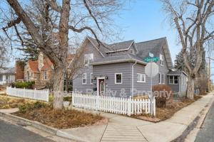 featured image of 211 E Geneseo St