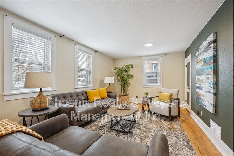 211 E Geneseo St - Photo 6 of 30