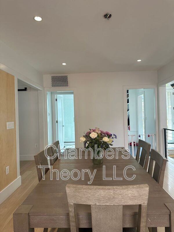 12 W Del Ray Ave - Photo 3 of 11