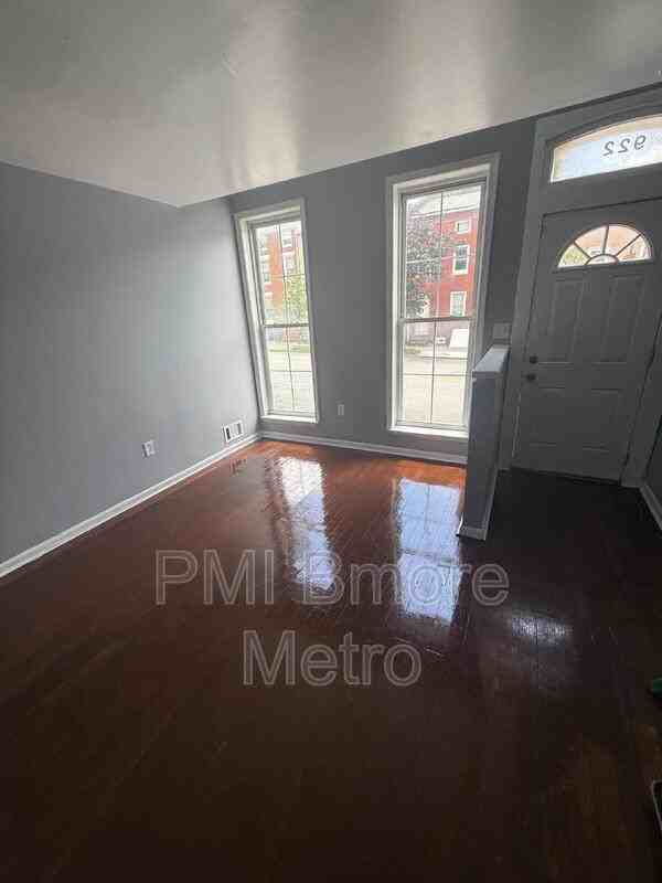 922 West Lombard Street - Photo 2 of 17