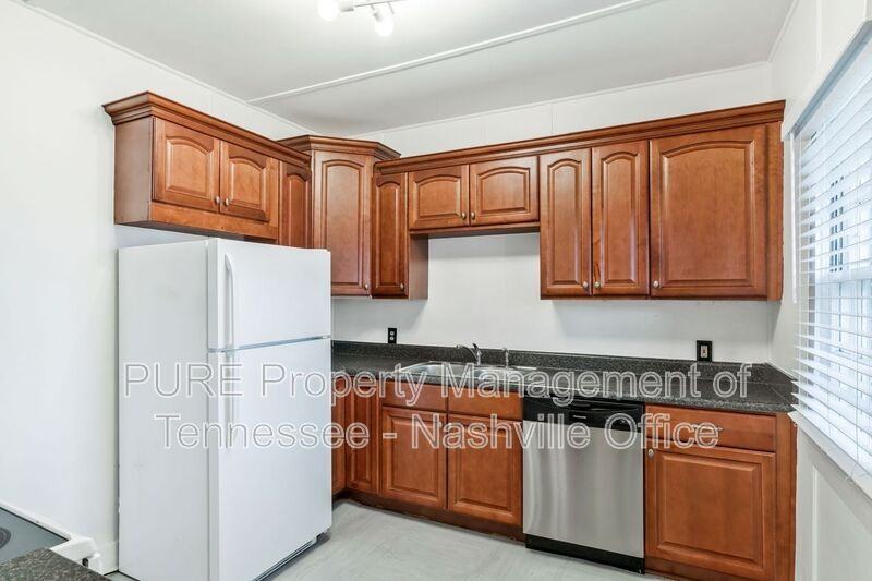 508 Lawrence St - Photo 3 of 34