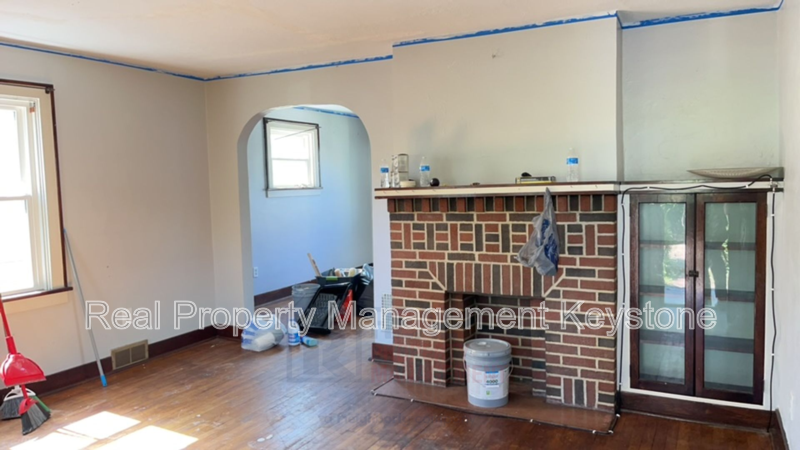 93 Briggs St - Photo 4 of 13