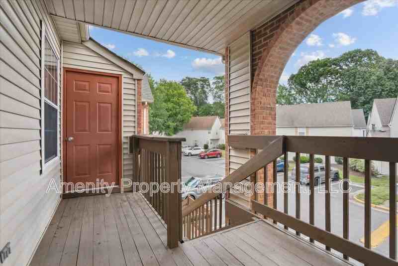 953 Gas Light Ln - Photo 2 of 26