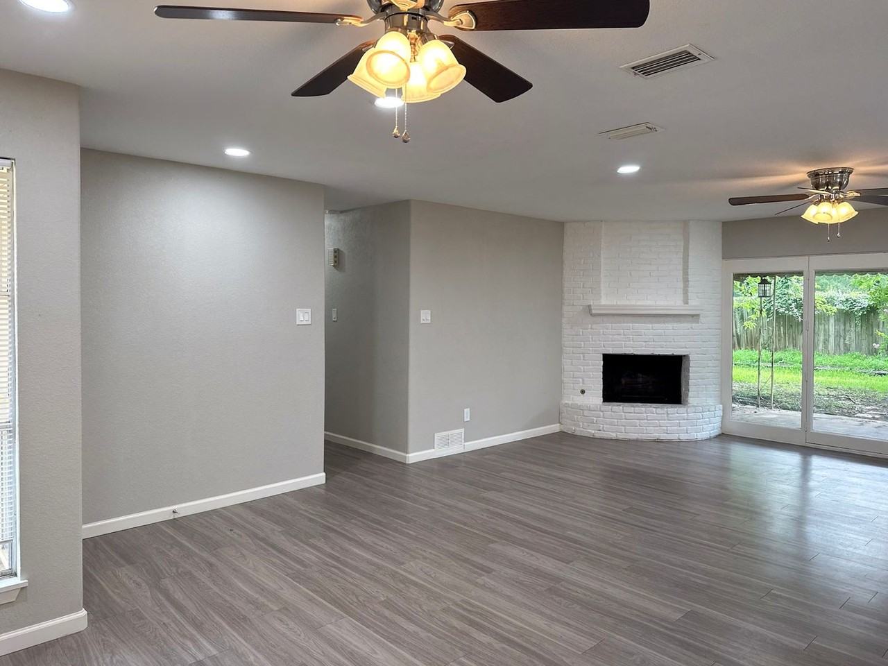 57112 Red Oak Dr - Photo 3 of 25