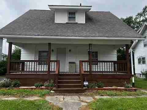 580 Harrison Avenue - Photo 2 of 19