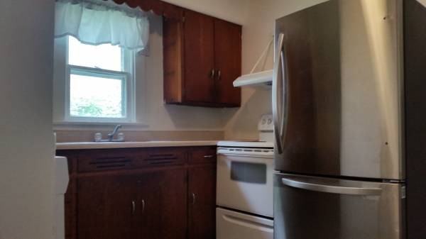 580 Harrison Avenue - Photo 4 of 19