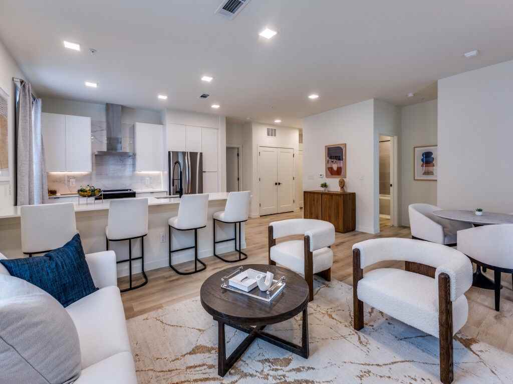 Azola Avery Centre - Photo 5 of 30