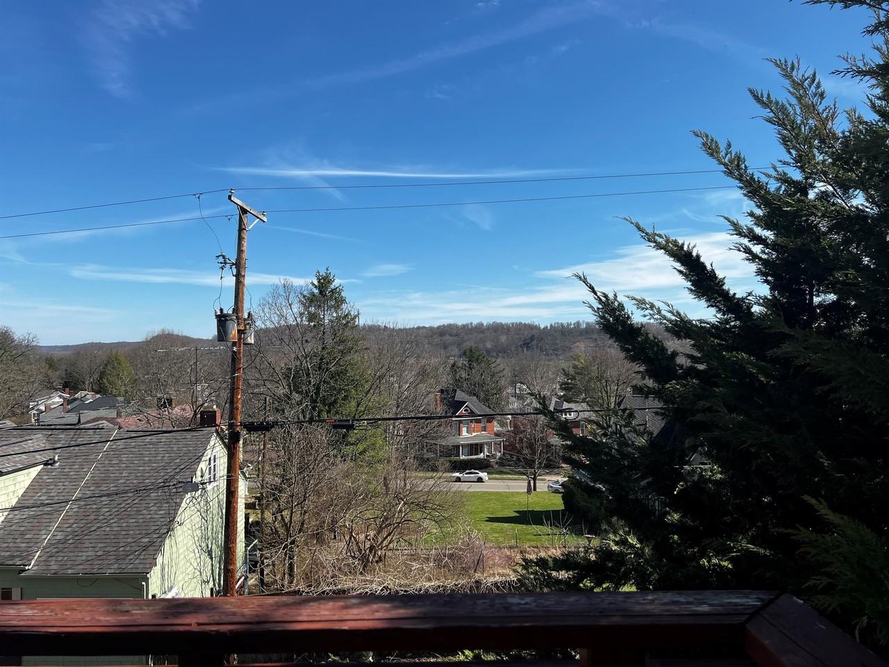 133 Franklin Avenue - Photo 4 of 11