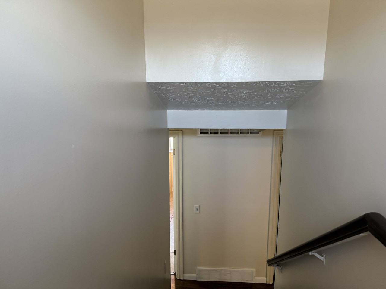 398 W 4525 S - EV - Photo 2 of 38