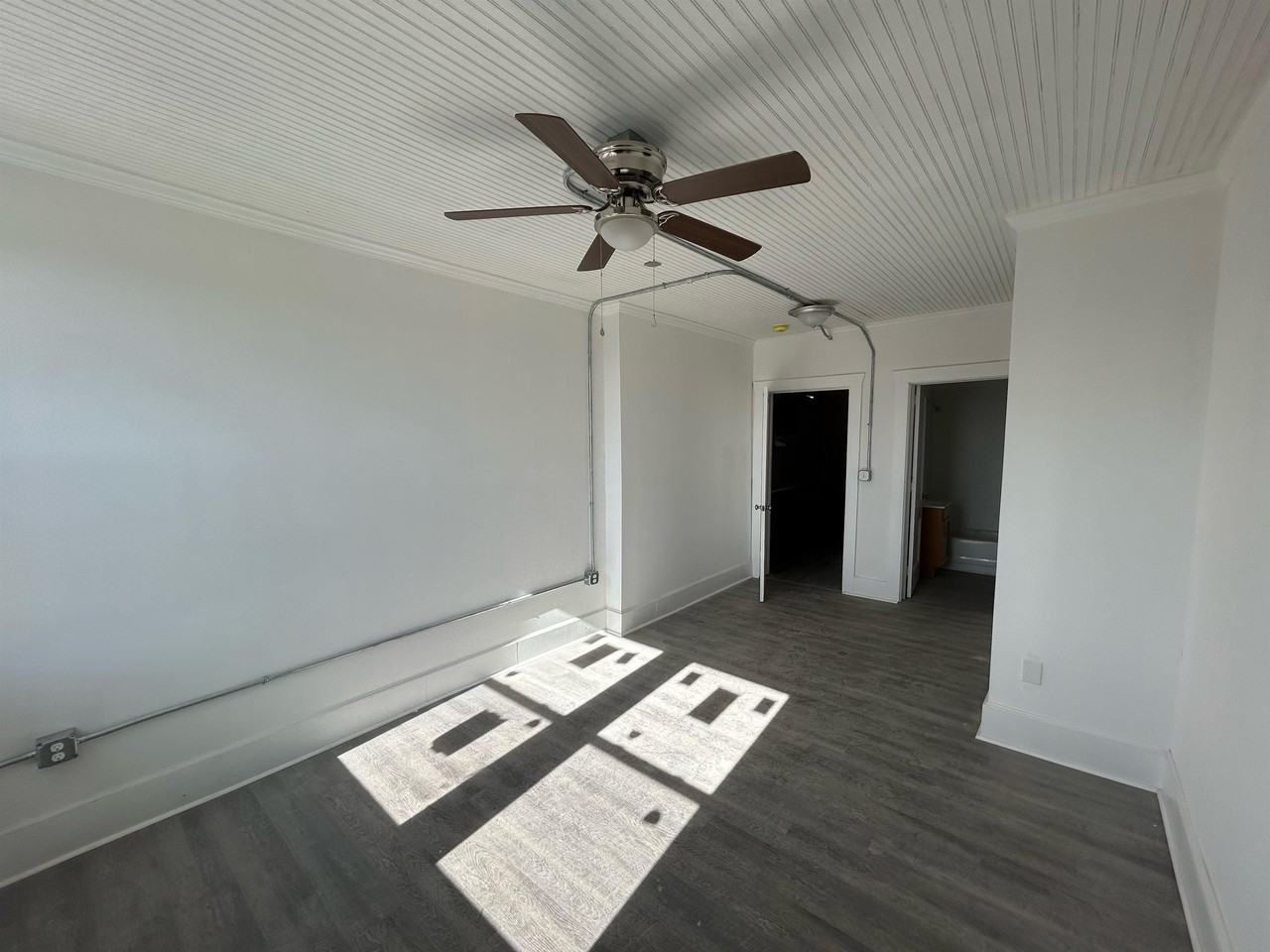 69040 Main Street - Photo 2 of 7
