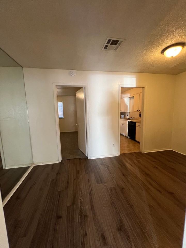1301 Rebecca Ln - Photo 3 of 14