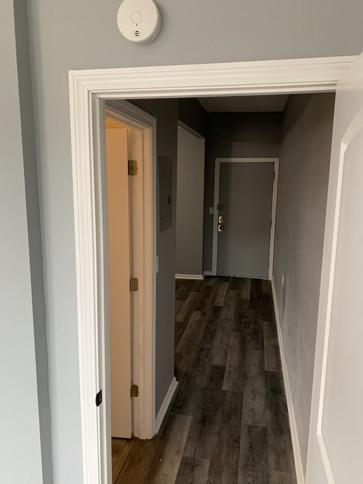 692-700 Park Street - Photo 5 of 7