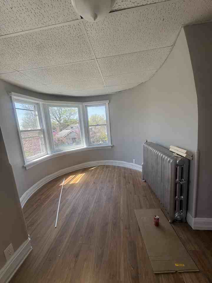 406 Michigan Avenue - Photo 2 of 6
