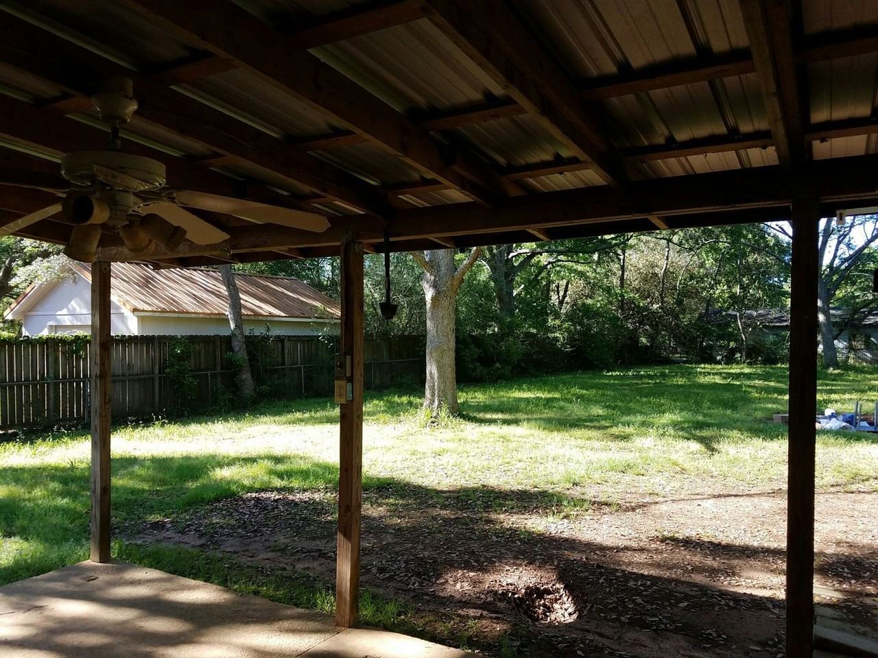 7120 Fagerstrom Ave - Photo 2 of 8