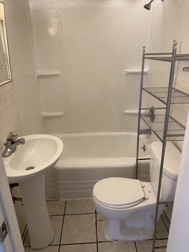 217 Deerfield Drive - Photo 4 of 6