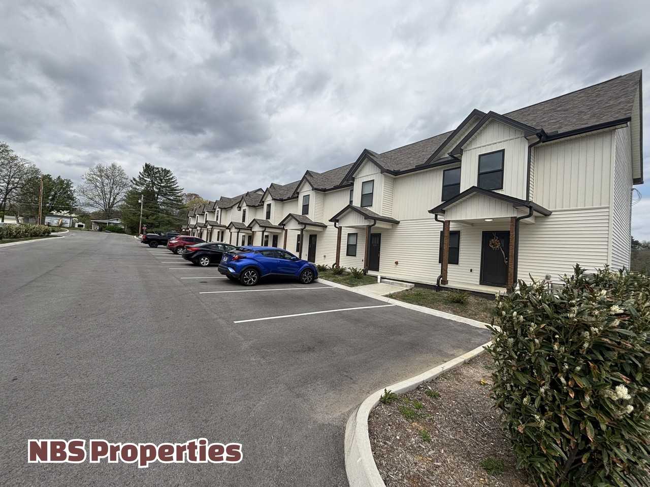 Macy Way - Photo 3 of 27